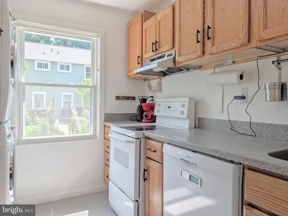 34 RIDGE ROAD Greenbelt, MD 20770