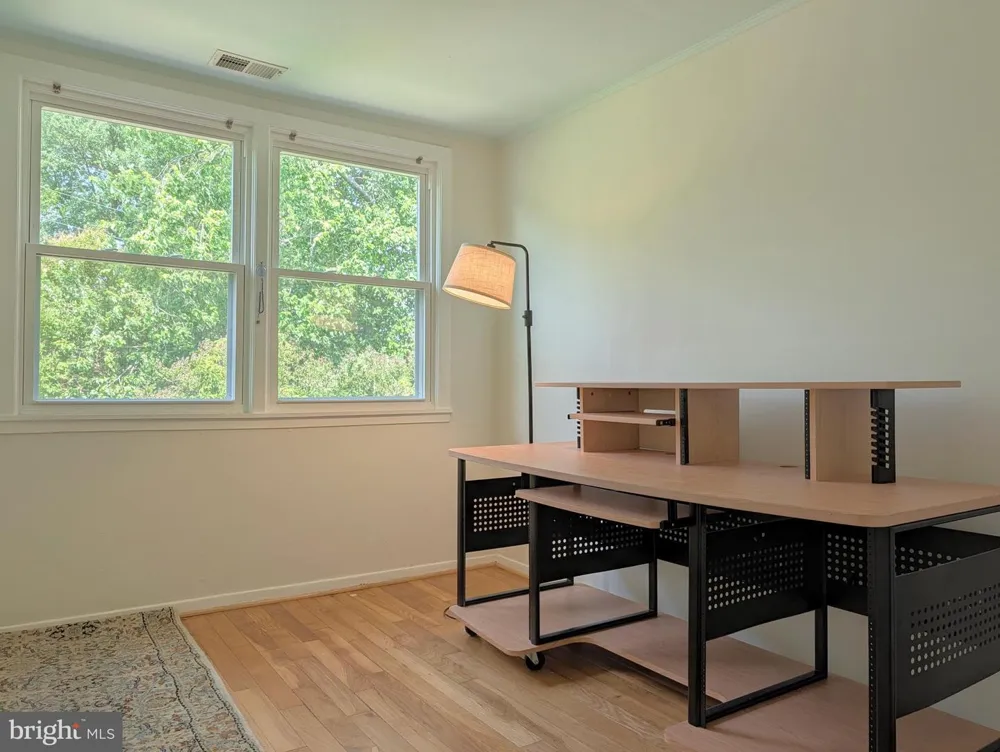 34 RIDGE ROAD Greenbelt, MD 20770