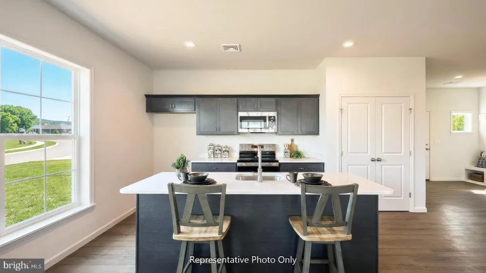 7485 SAINT PATRICK COURT Abbottstown, PA 17301