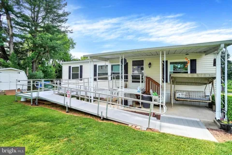 123 WHITE TAIL LANE