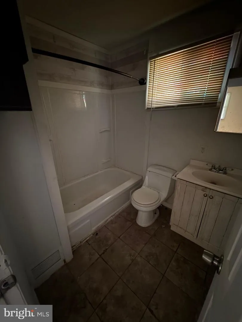 2407 E COLD SPRING LANE Baltimore, MD 21214
