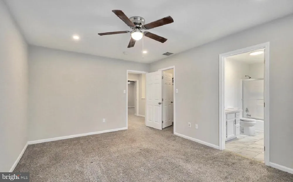 1804 MASON RUN Pine Hill, NJ 08021