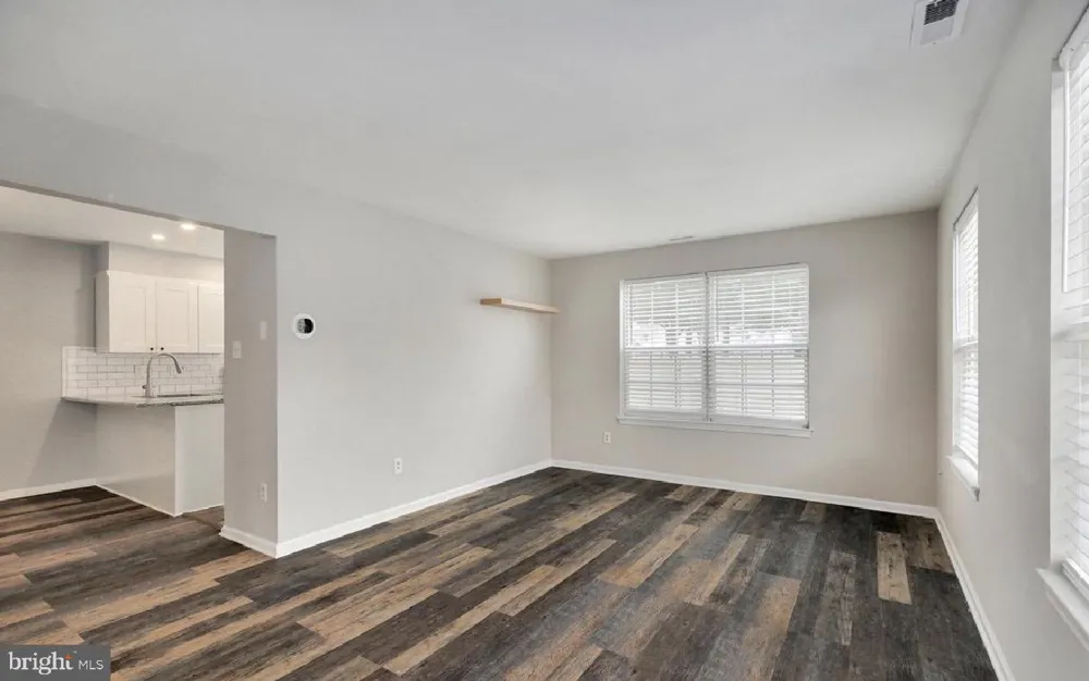 1804 MASON RUN Pine Hill, NJ 08021