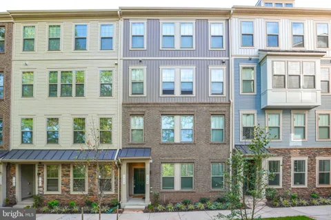 707 THOMAS LANE #A