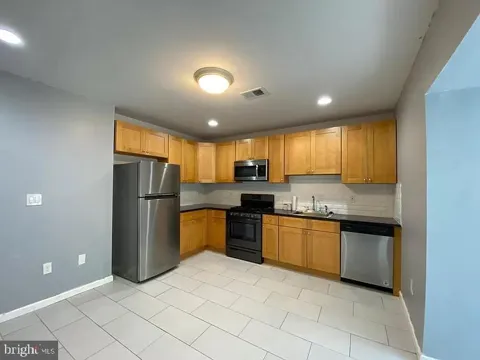 4945 CHESTNUT STREET #2ND FL