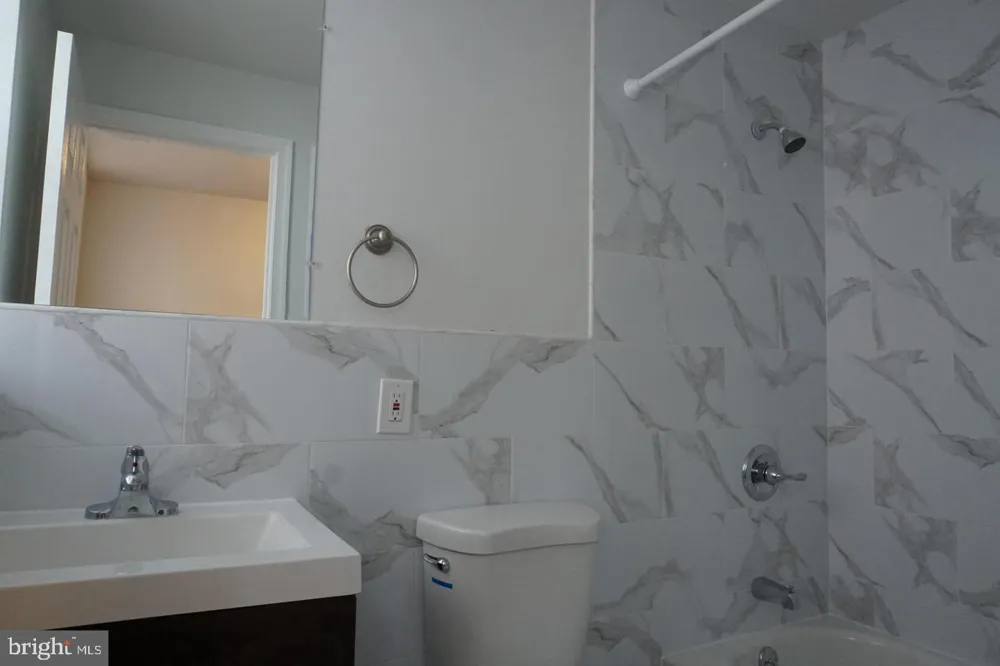 4945 CHESTNUT STREET #2ND FL Philadelphia, PA 19139