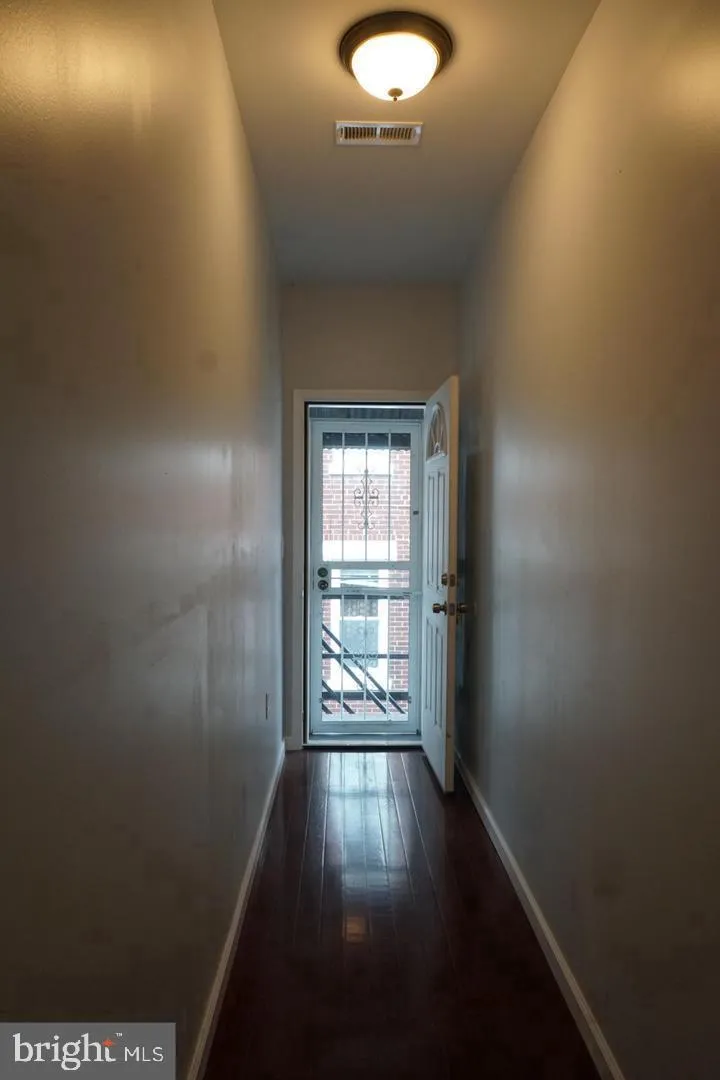 4945 CHESTNUT STREET #2ND FL Philadelphia, PA 19139