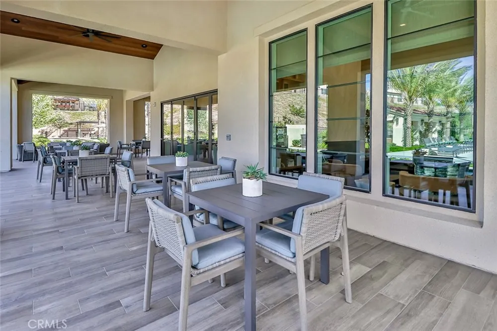 2402 Conroy Avenue Camarillo, CA 93012