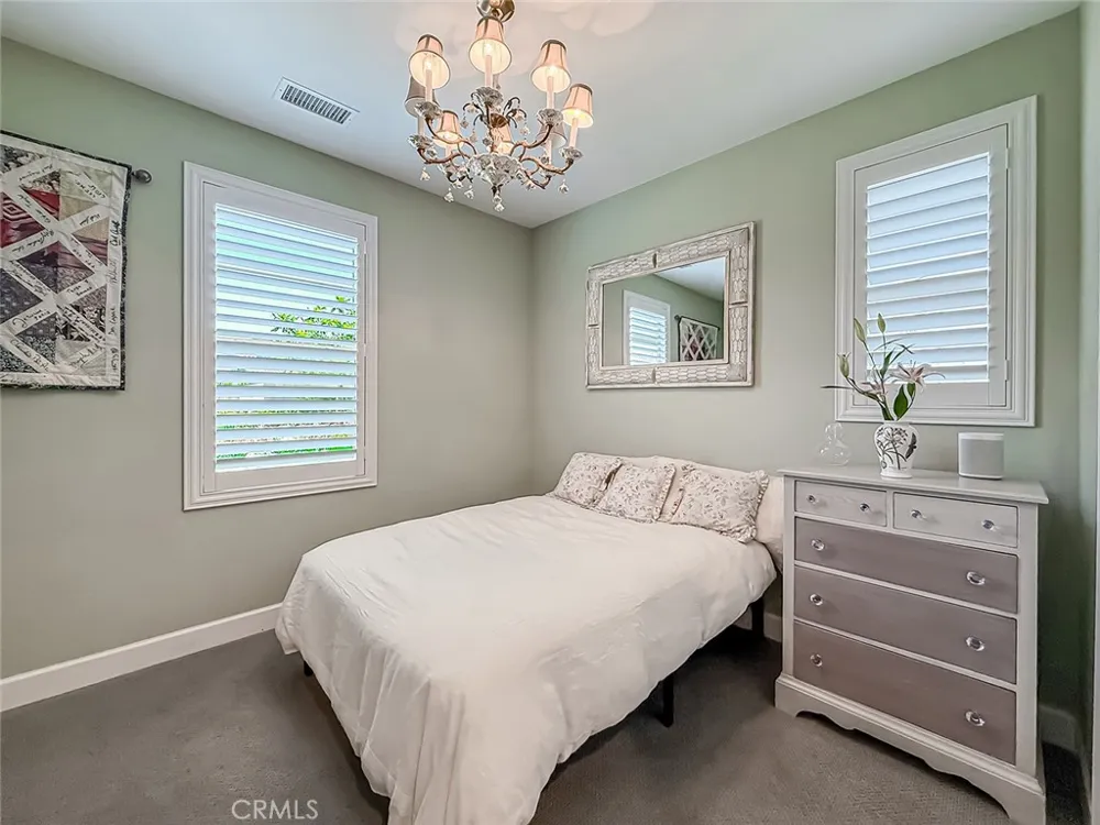2402 Conroy Avenue Camarillo, CA 93012