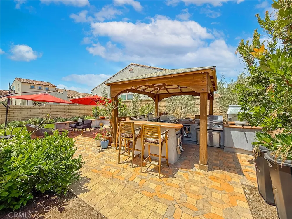 2402 Conroy Avenue Camarillo, CA 93012