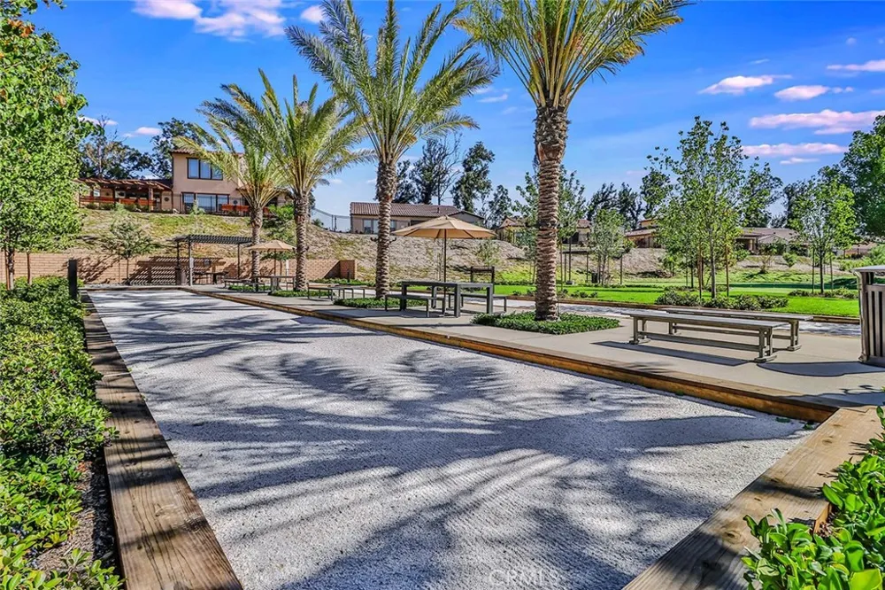 2402 Conroy Avenue Camarillo, CA 93012