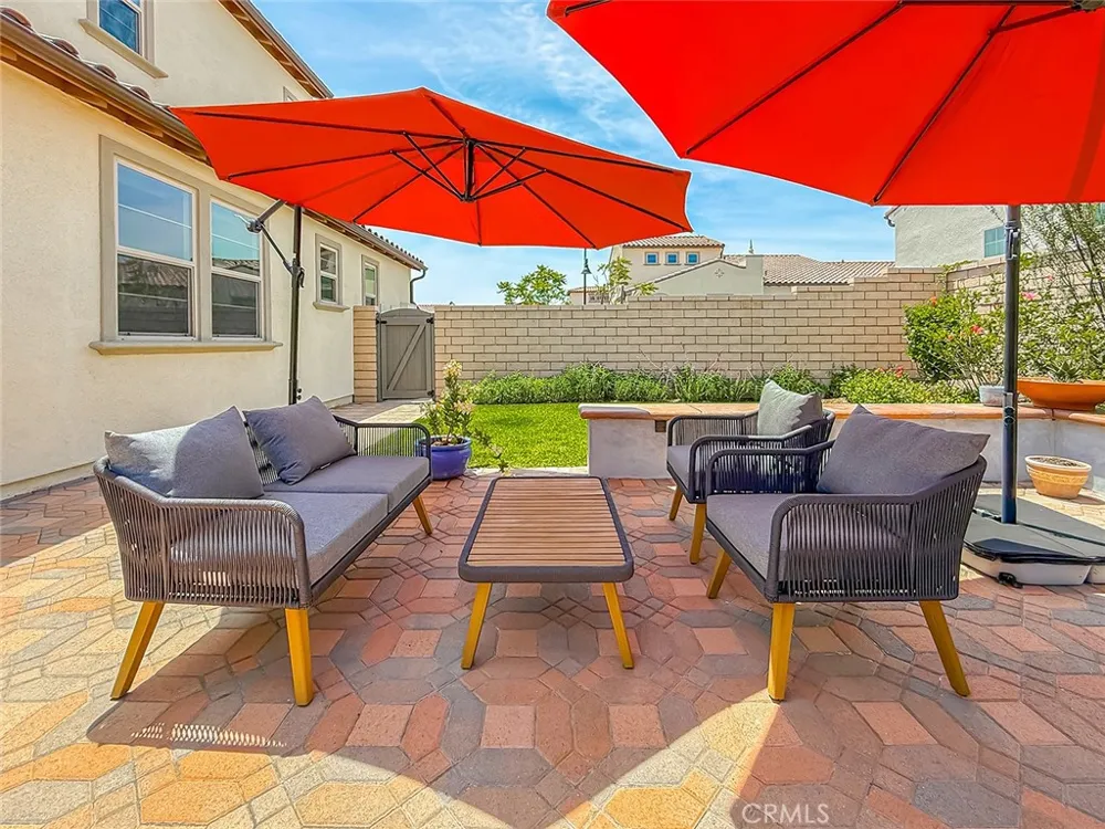 2402 Conroy Avenue Camarillo, CA 93012
