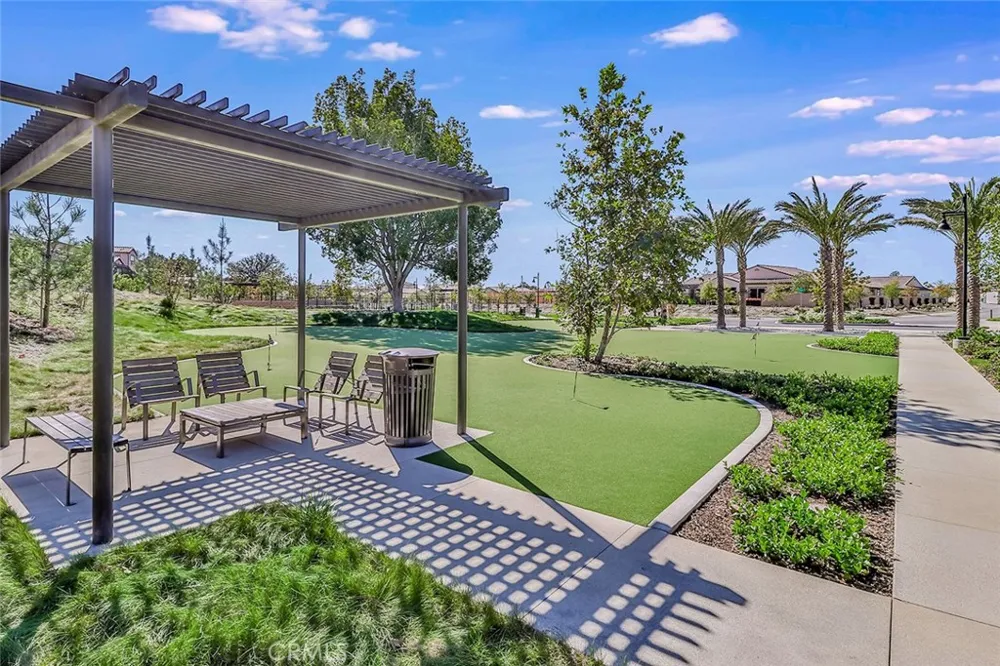 2402 Conroy Avenue Camarillo, CA 93012