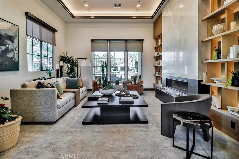 2402 Conroy Avenue Camarillo, CA 93012