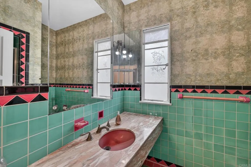 2798 McConnel Other, CA 90064