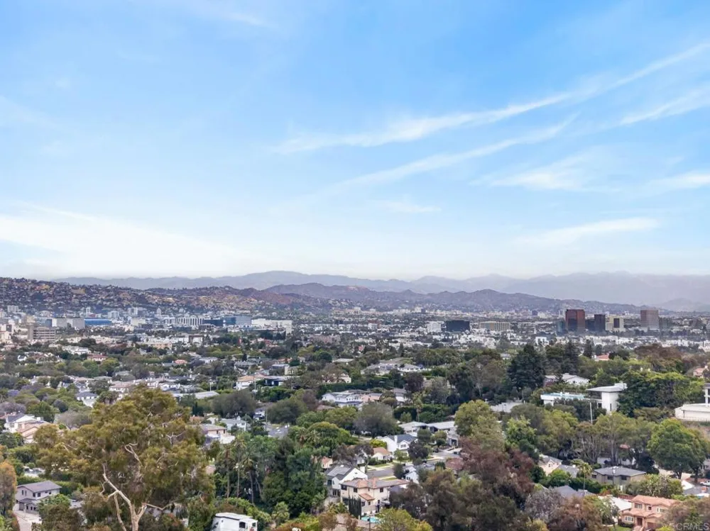 2798 McConnel Other, CA 90064
