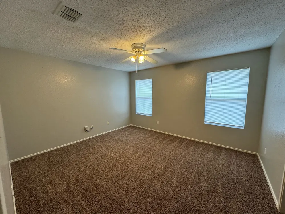 1805 Brookwood Drive Terrell, TX 75160