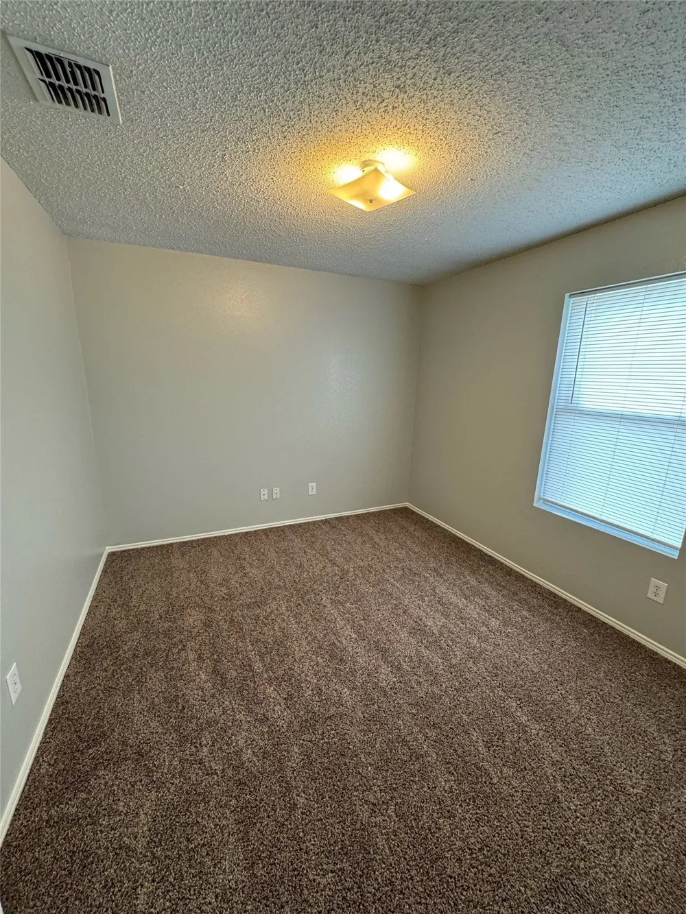 1805 Brookwood Drive Terrell, TX 75160