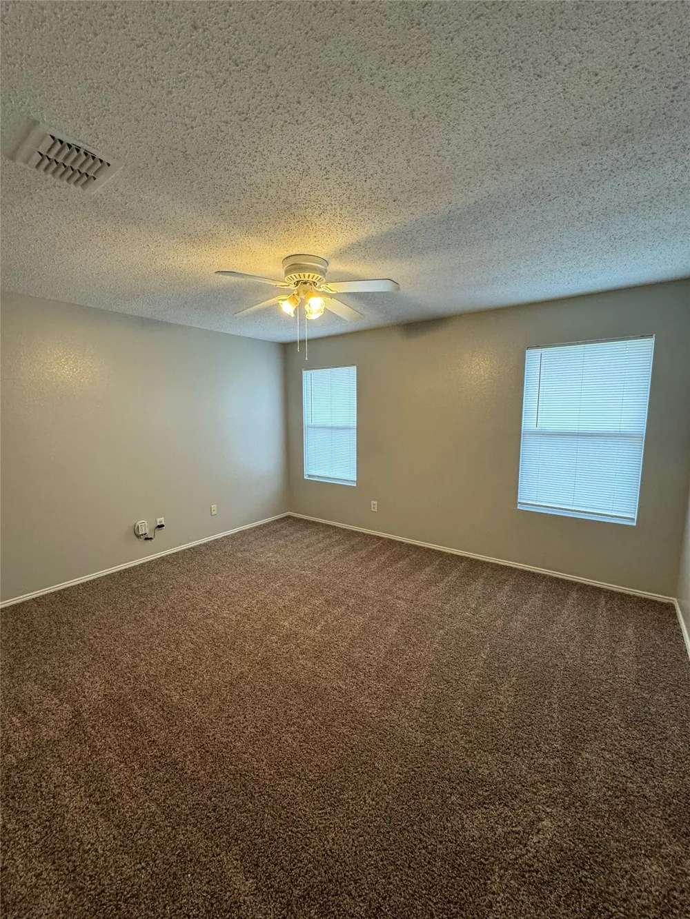 1805 Brookwood Drive Terrell, TX 75160