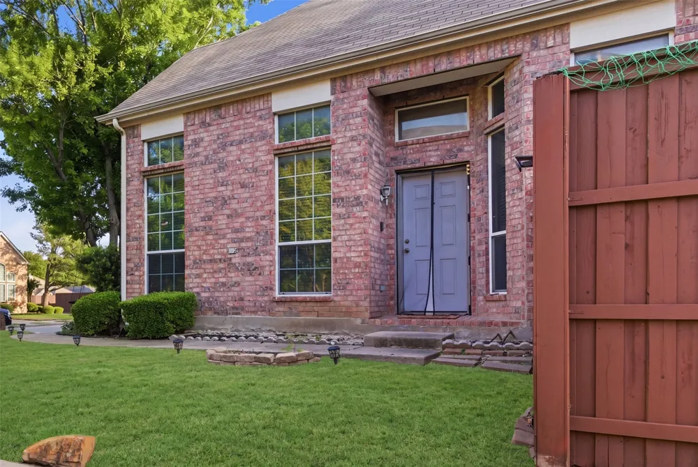 6737 Canterbury Drive Frisco, TX 75035