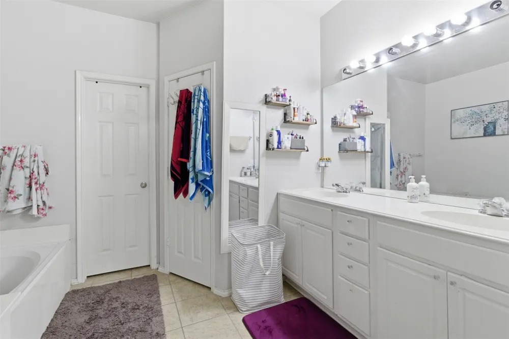 6737 Canterbury Drive Frisco, TX 75035