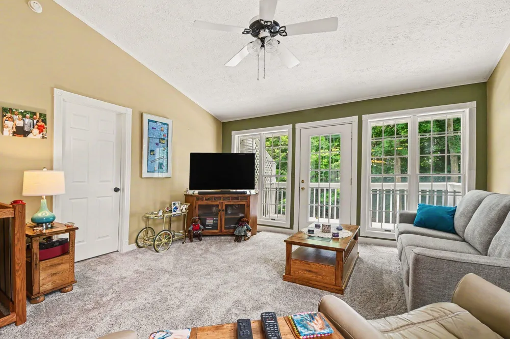 6920 Beechwood Drive Saranac, MI 48881