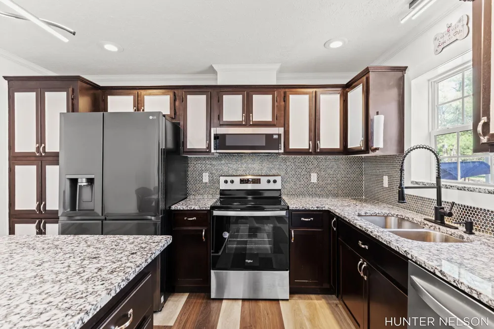 3088 Central Road Muskegon, MI 49445