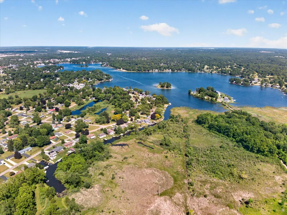 340 Lakeshore Drive Battle Creek City, MI 49015