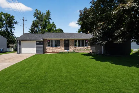 340 Lakeshore Drive
