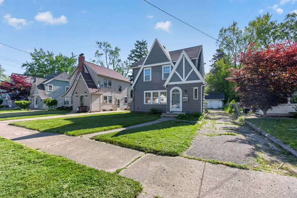 1109 S Webster Street Jackson City, MI 49203