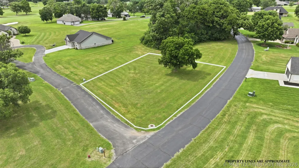 87 Pebble Beach Afton, OK 74331