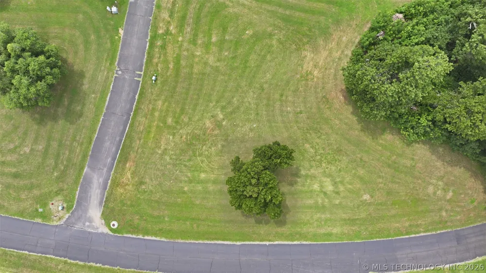 87 Pebble Beach Afton, OK 74331