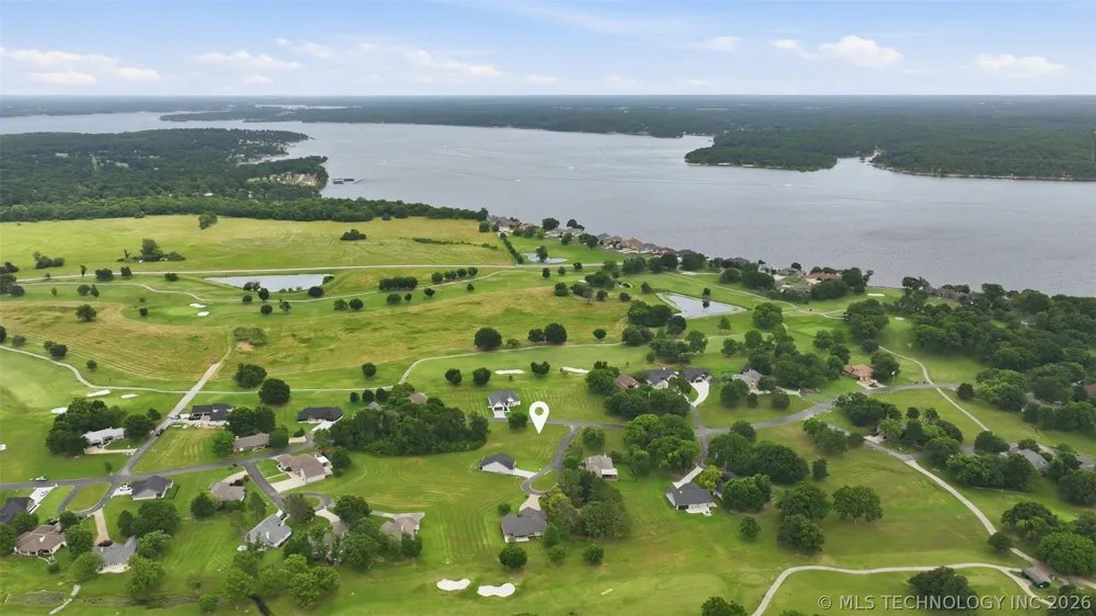 87 Pebble Beach Afton, OK 74331
