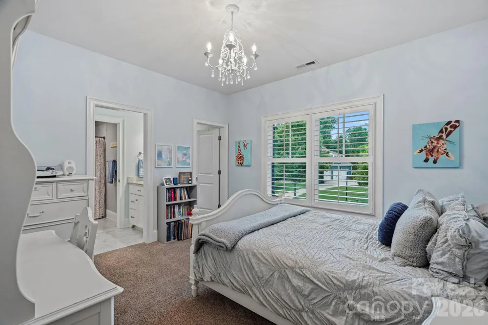 16830 Reinsch Drive Davidson, NC 28036
