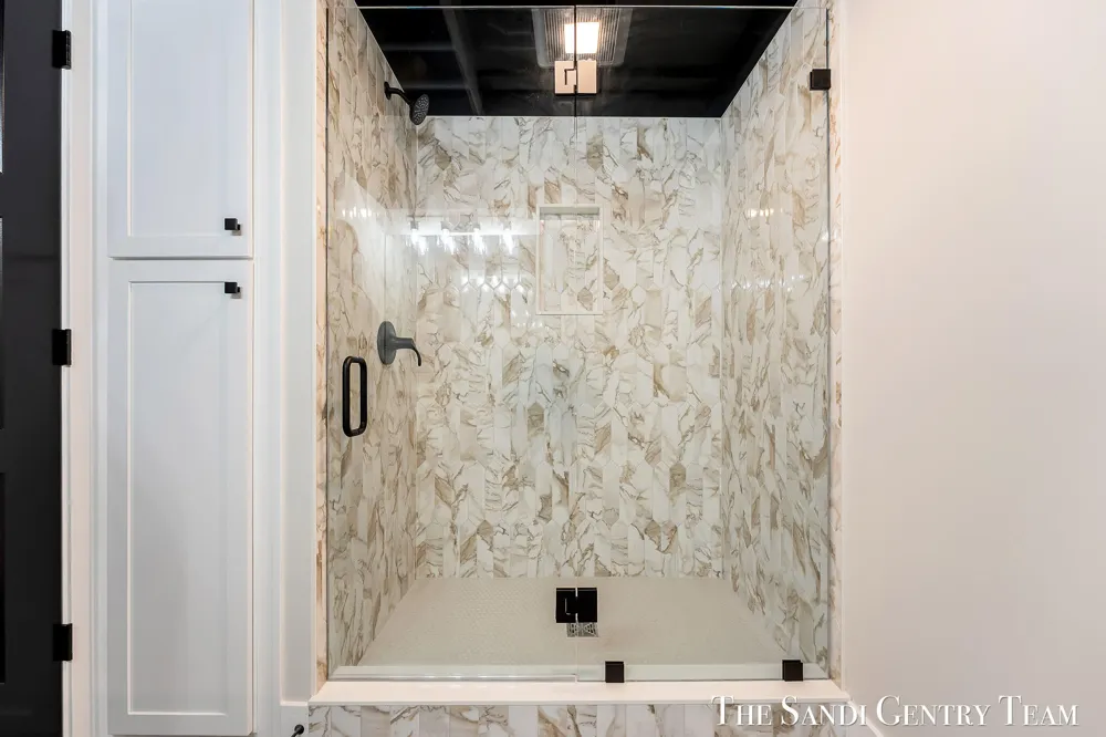 1500 Kooiman Avenue #12 Grand Haven, MI 49417