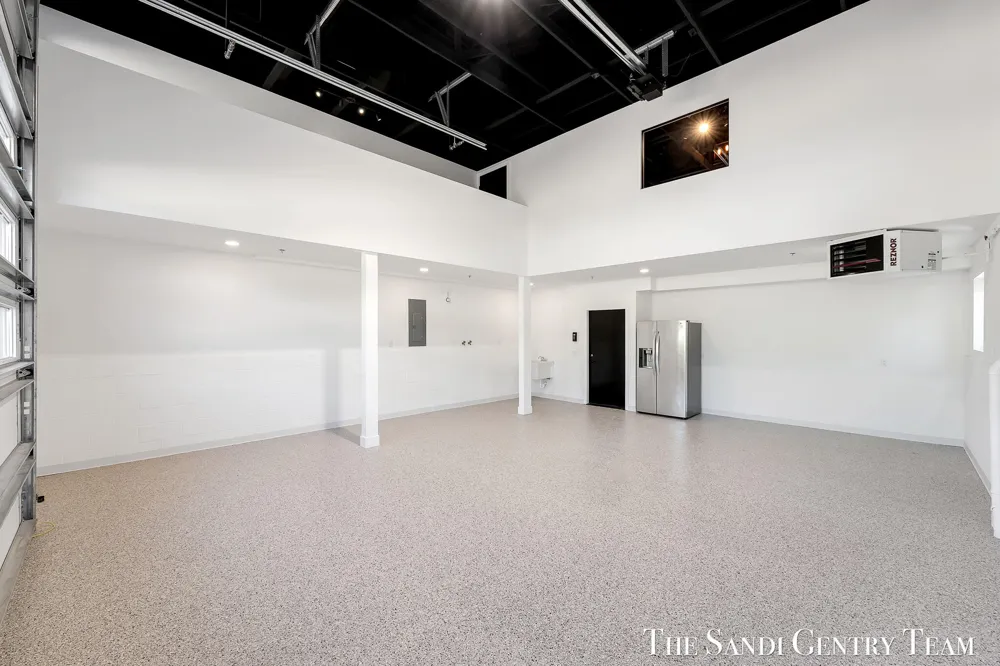 1500 Kooiman Avenue #12 Grand Haven, MI 49417