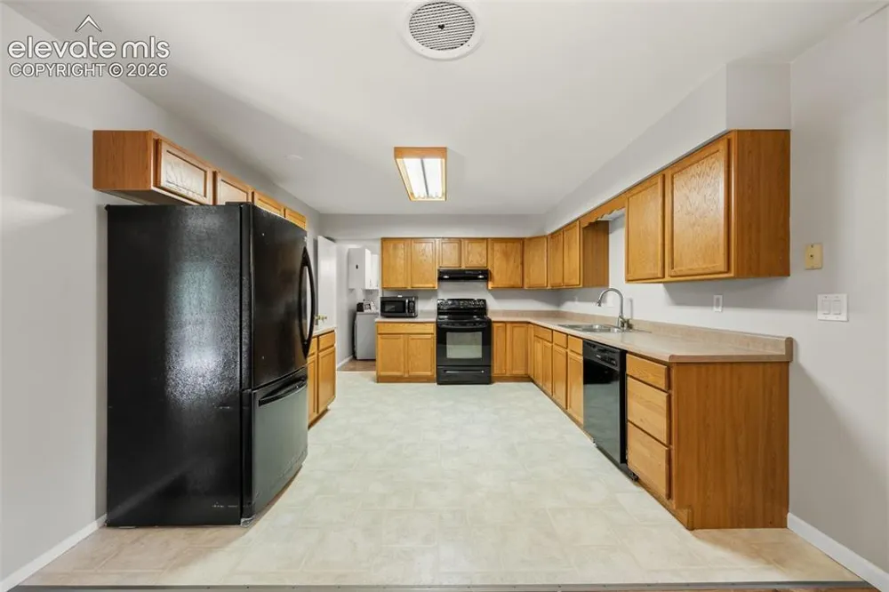 353 Dozier Avenue Canon City, CO 81212