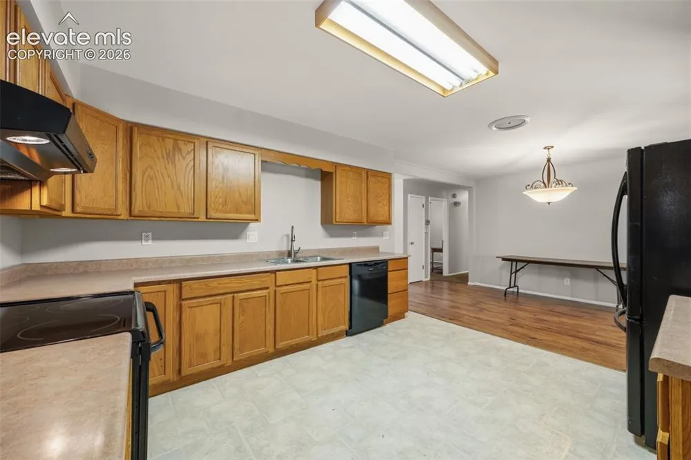 353 Dozier Avenue Canon City, CO 81212