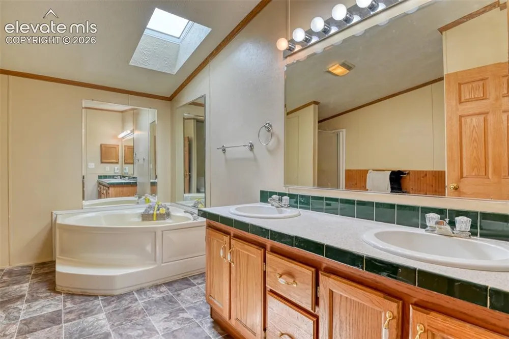 9672 Avenida Hermosa View Fountain, CO 80817