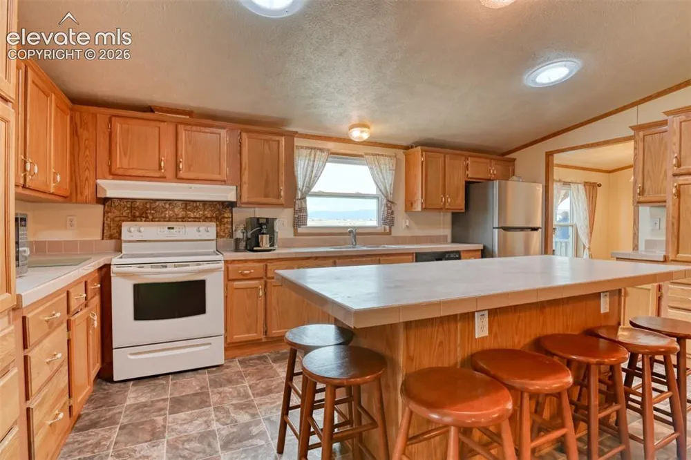 9672 Avenida Hermosa View Fountain, CO 80817
