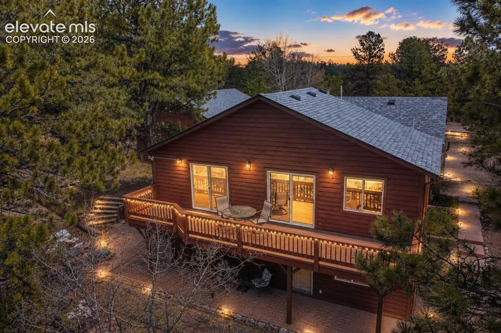 355 Maroon Lake Circle Divide, CO 80814