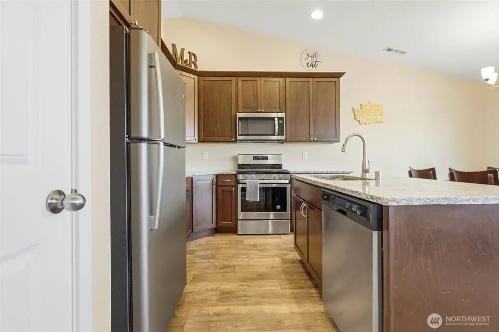 6212 Ramus Ln Pasco, WA 99301