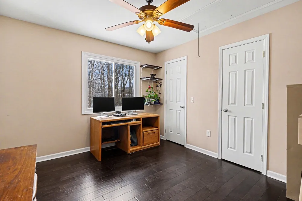 201 Glenwood Dr Goodlettsville, TN 37072