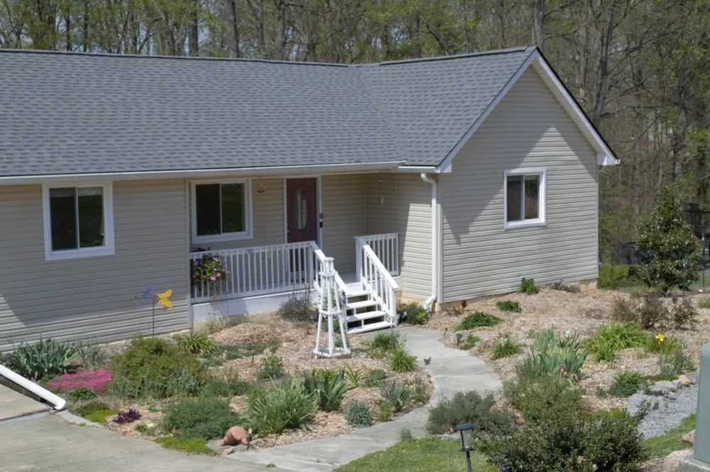 201 Glenwood Dr Goodlettsville, TN 37072