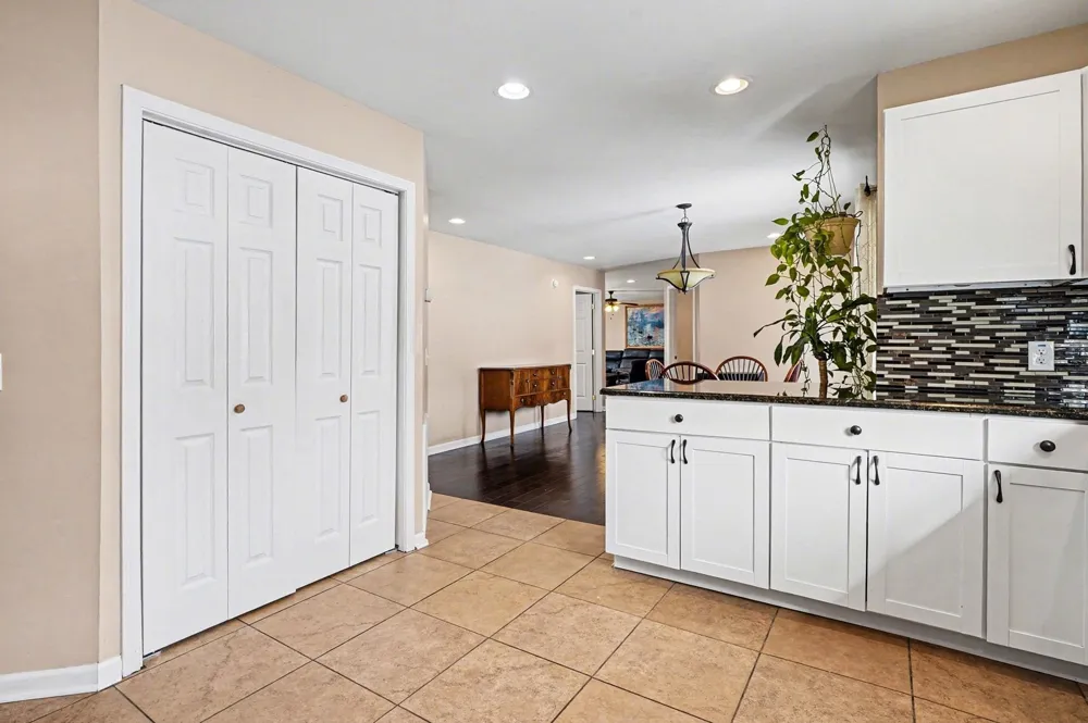 201 Glenwood Dr Goodlettsville, TN 37072