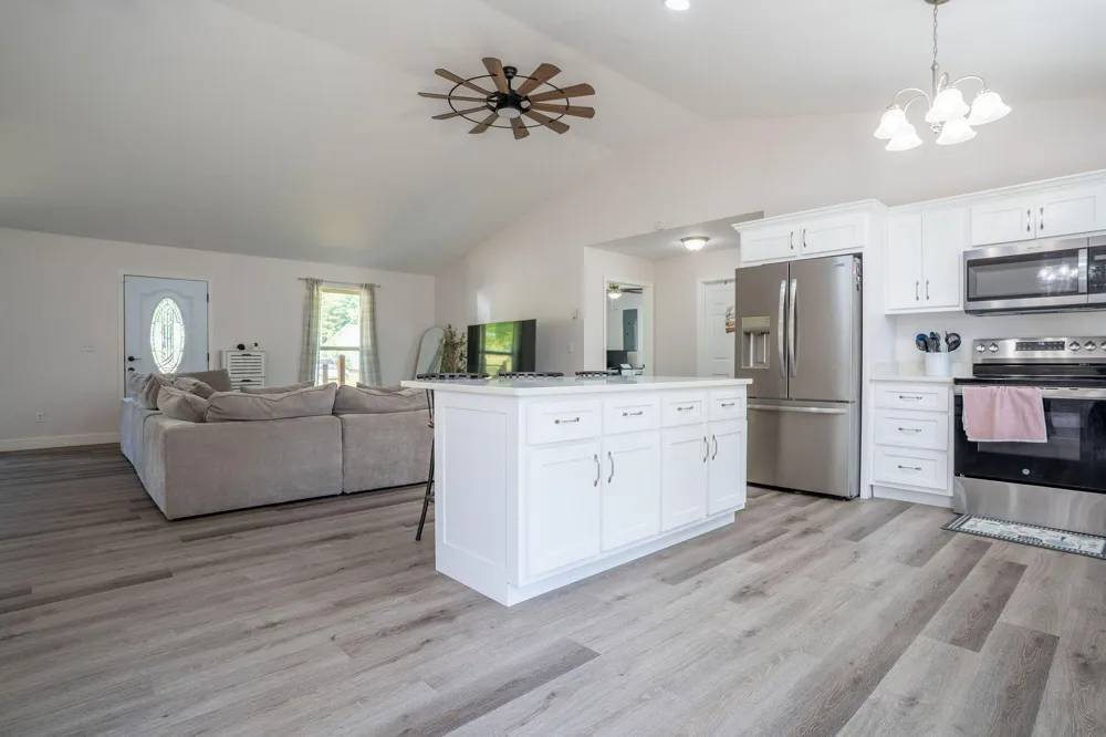 596 Co Rd Stevenson, AL 35772