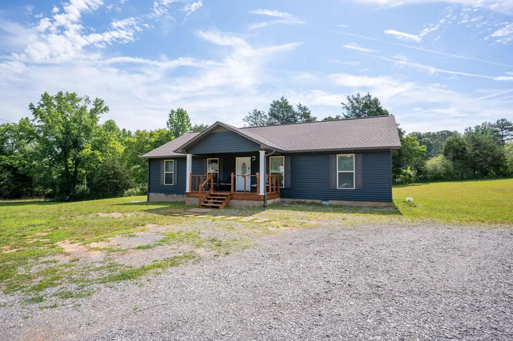 596 Co Rd Stevenson, AL 35772