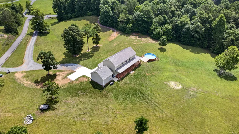 7000 Spring Place Road SE Old Fort, TN 37362