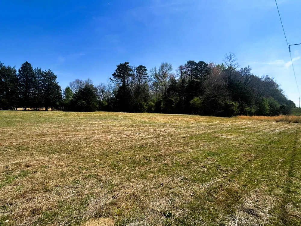 175 County Road 571 Englewood, TN 37329