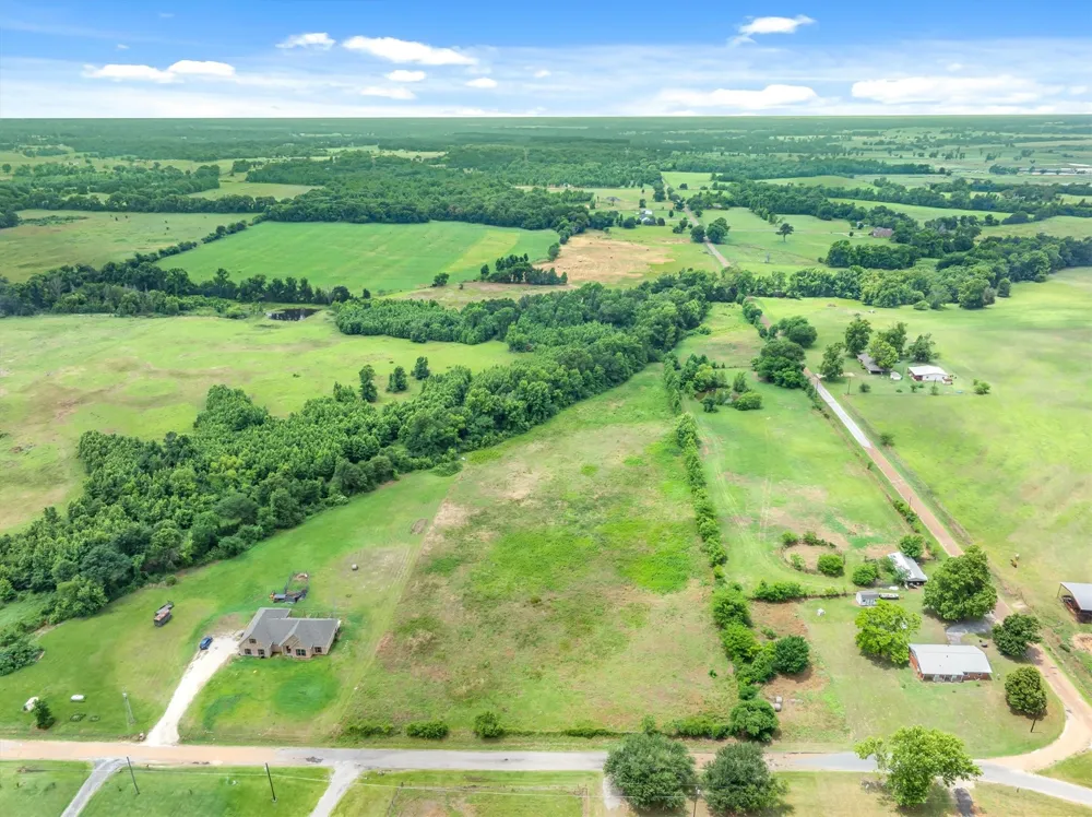 283 VZ County RD 4109 Canton, TX 75103